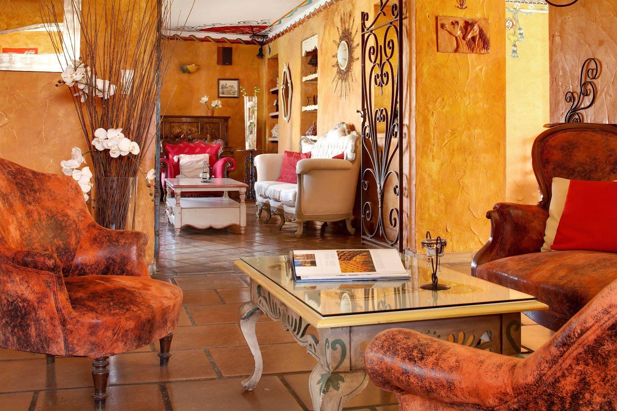 La Tramontane Hotel Сен Мари де ла Мер Екстериор снимка